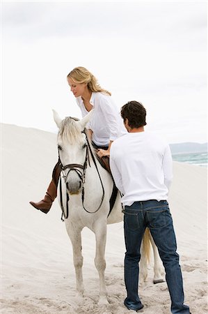 Blindfolded horse hi-res stock photography and images - Alamy