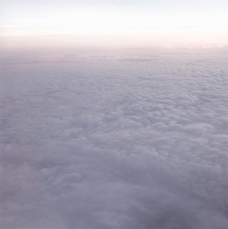 simsearch:614-09178157,k - Aerial view of clouds Foto de stock - Sin royalties Premium, Código: 614-08868314