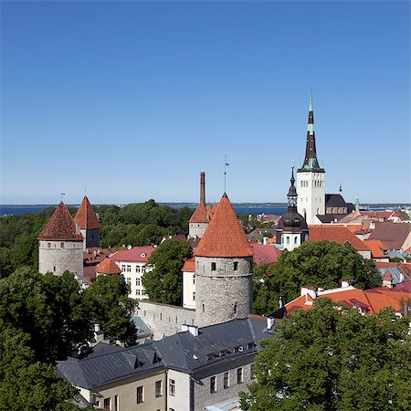 estonia - Aerial view of roofs of town Foto de stock - Sin royalties Premium, Código: 614-08869919