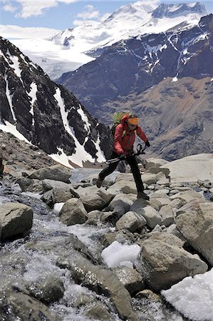 el chalten - Woman hops boulder below the lookout point at Cerro Electrico, El Chalten, Argentina Stock Photo - Premium Royalty-Free, Code: 614-08874177