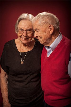 simsearch:614-08884947,k - Portrait of a senior couple Foto de stock - Royalty Free Premium, Número: 614-08874238