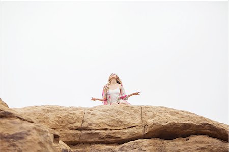 simsearch:614-08877427,k - Woman relaxing on rock formation, Stoney Point, Topanga Canyon, Chatsworth, Los Angeles, California, USA Stock Photo - Premium Royalty-Free, Code: 614-08878331