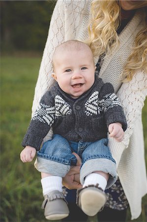 simsearch:614-08871604,k - Cropped portrait of baby boy and mother in field Stockbilder - Premium RF Lizenzfrei, Bildnummer: 614-08878502