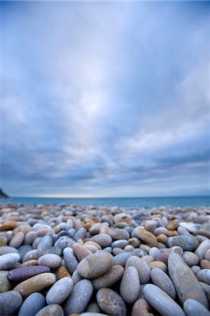 simsearch:649-06305354,k - Close up of rocks on beach Photographie de stock - Premium Libres de Droits, Code: 614-08870278