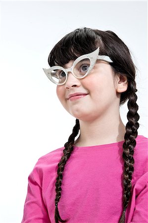 simsearch:614-08872581,k - Girl wearing retro glasses Fotografie stock - Premium Royalty-Free, Codice: 614-08872580
