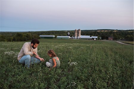 simsearch:614-08880744,k - Father and daughter on farm, tending to crops Stock Photo - Premium Royalty-Free, Code: 614-08880766