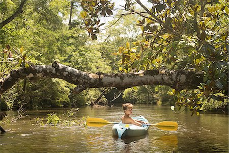 simsearch:614-08926342,k - Teenage boy in kayak, Econfina Creek, Youngstown, Florida, USA Stockbilder - Premium RF Lizenzfrei, Bildnummer: 614-08926361