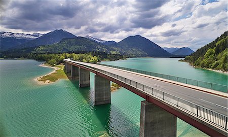 Sylvenstein Dam, Karwendel Mountains, Bavaria, Germany Foto de stock - Sin royalties Premium, Código: 614-08983636