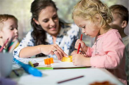 simsearch:614-09017463,k - Teacher and children drawing Stock Photo - Premium Royalty-Free, Code: 614-09017458