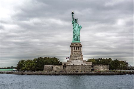 statue de la liberté - Statue of Liberty, New York City, New York, USA Photographie de stock - Premium Libres de Droits, Code: 614-09027132