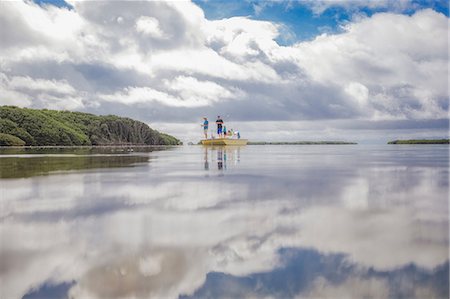 pêche - Men fishing in the Gulf of Mexico, Homosassa, Florida, US Photographie de stock - Premium Libres de Droits, Code: 614-09027186