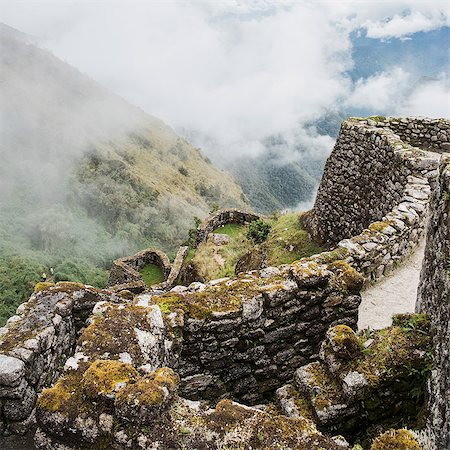 Dry stone wall on Inca trail, Inca, Huanuco, Peru, South America Photographie de stock - Premium Libres de Droits, Code: 614-09056646
