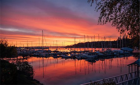 evening pacific ocean - Boats in harbour at sunset, Bainbridge, Washington, USA Stock Photo - Premium Royalty-Free, Code: 614-09127283