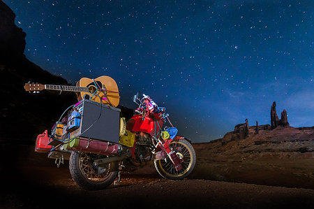 simsearch:649-09166665,k - Motorcycle on rock climbing route, Canyonlands National Park, Moab, Utah, USA Stock Photo - Premium Royalty-Free, Code: 614-09178448