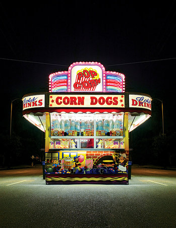 Corn dog stall at night, Los Angeles, California, USA Stock Photo - Premium Royalty-Free, Code: 614-09210551