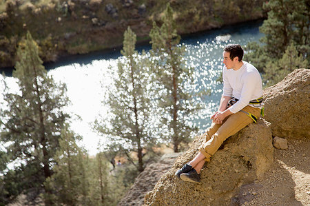 simsearch:614-08081220,k - Hikers looking at view, Smith Rock State Park, Oregon, US Fotografie stock - Premium Royalty-Free, Codice: 614-09211745