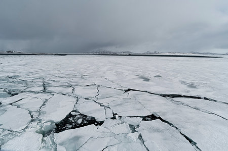 simsearch:6122-07704985,k - Pack ice, Murchinson Bay, Murchisonfjorden, Nordaustlandet, Svalbard, Norway Stock Photo - Premium Royalty-Free, Code: 614-09245386