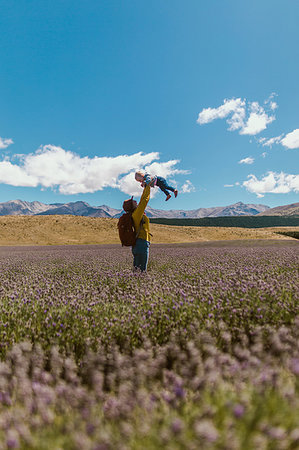 simsearch:614-06898419,k - Mother and baby playing in meadow, Wanaka, Taranaki, New Zealand Stock Photo - Premium Royalty-Free, Code: 614-09259203