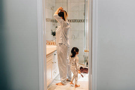 simsearch:649-08949462,k - Girl and mother getting ready in bathroom Stock Photo - Premium Royalty-Free, Code: 614-09253689