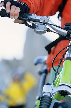 simsearch:614-00599501,k - Radfahrer und ein Mountainbike Stockbilder - Premium RF Lizenzfrei, Bildnummer: 614-00599479