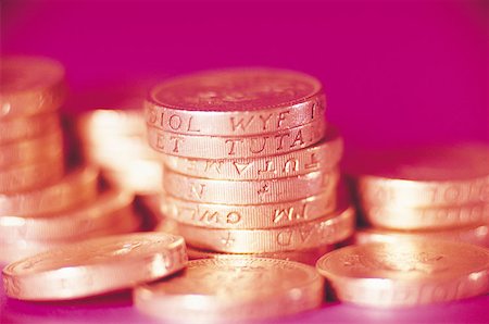 simsearch:614-00593839,k - Pound coins Stock Photo - Premium Royalty-Free, Code: 614-00593839