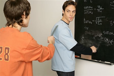 financial seminar - Deux étudiants dans une salle de classe Photographie de stock - Premium Libres de Droits, Code: 614-00655660