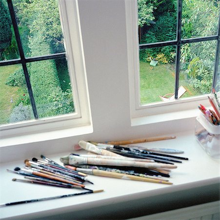 Paintbrushes on windowsill Stock Photo - Premium Royalty-Free, Code: 614-00656629