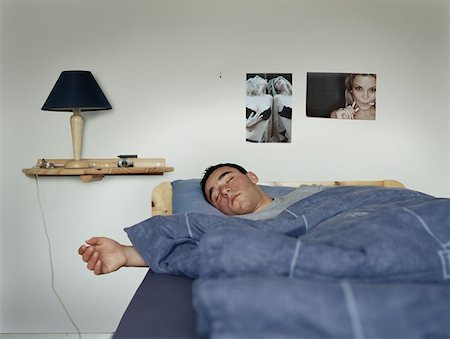 Adolescent endormi Photographie de stock - Premium Libres de Droits, Code: 614-00653399