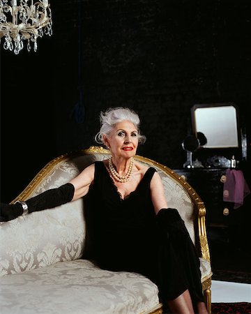 Portrait d'une femme senior glamour Photographie de stock - Premium Libres de Droits, Code: 614-00653593