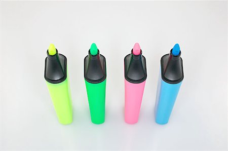 Four highlighters Stock Photo - Premium Royalty-Free, Code: 614-00683797