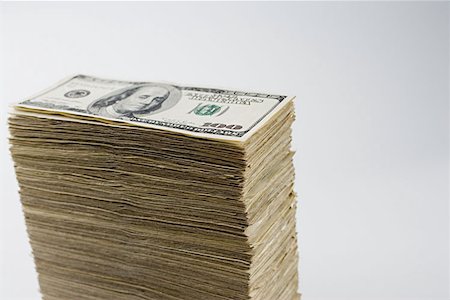 simsearch:614-00397700,k - Stack of hundred dollar bills Foto de stock - Sin royalties Premium, Código: 614-00843817