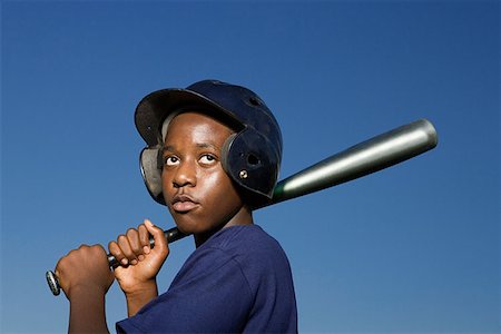 simsearch:614-08578789,k - Teenage boy about to swing baseball bat Foto de stock - Sin royalties Premium, Código: 614-00893810