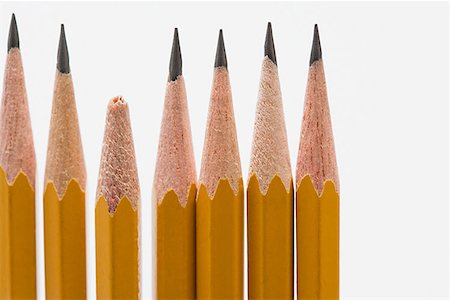 pencil point - Broken pencil amongst sharp pencils Stock Photo - Premium Royalty-Free, Code: 614-00913008