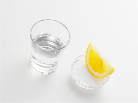 simsearch:614-01027600,k - Tequila lemon and salt Foto de stock - Sin royalties Premium, Código: 614-01027580