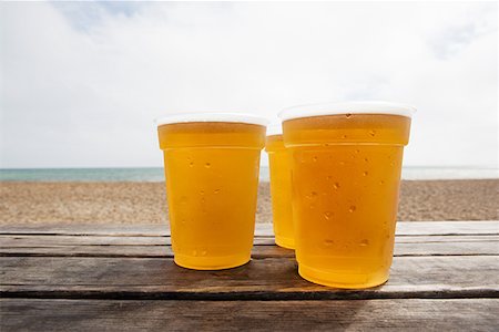 Bier am Strand Stockbilder - Premium RF Lizenzfrei, Bildnummer: 614-01071137