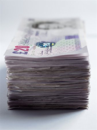 pound - Pile of twenty pound notes Foto de stock - Sin royalties Premium, Código: 614-01087180