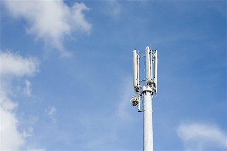 Mobile phone mast Foto de stock - Royalty Free Premium, Número: 614-01178928