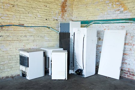 discarded - Discarded fridges and freezers Stock Photo - Premium Royalty-Free, Code: 614-01268071