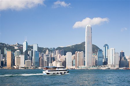 Tourboat in hong kong Foto de stock - Sin royalties Premium, Código: 614-01434672