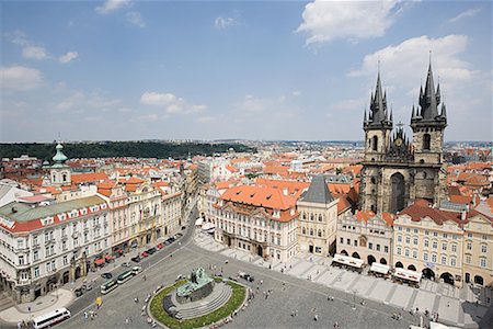 prague square - Place de la vieille ville Prague Photographie de stock - Premium Libres de Droits, Code: 614-01625722