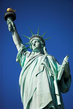 statue of liberty silhouette - Statue of liberty Stock Photo - Premium Royalty-Free, Code: 614-01703058