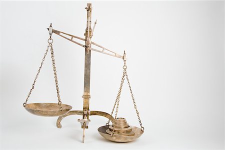 Weights on scales Stock Photo - Premium Royalty-Free, Code: 614-01870463