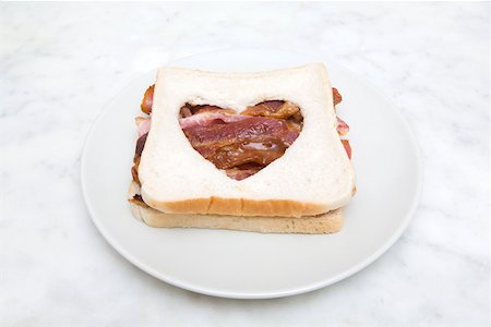 sandwich nobody top view - A bacon sandwich Stock Photo - Premium Royalty-Free, Code: 614-02240551