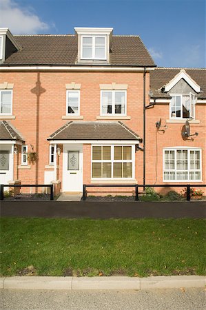 Houses on a street Stock Photo - Premium Royalty-Free, Code: 614-02240612