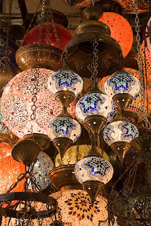 simsearch:614-03576621,k - Lamps in istanbul grand bazaar Foto de stock - Sin royalties Premium, Código: 614-02241573