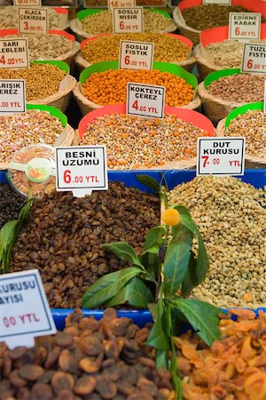 simsearch:614-05650791,k - Fruits and nuts at spice bazaar Stock Photo - Premium Royalty-Free, Code: 614-02258015