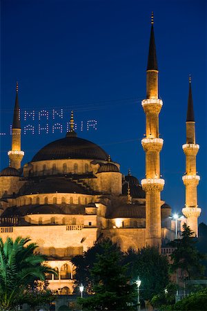 simsearch:614-01561158,k - Blue mosque at ramadan Foto de stock - Sin royalties Premium, Código: 614-02258011