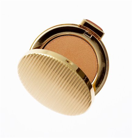 Cosmetic foundation powder Stock Photo - Premium Royalty-Free, Code: 614-02394506