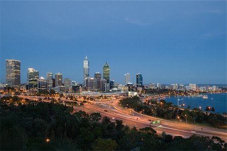 perth - Skyline de Perth pendant la nuit Photographie de stock - Premium Libres de Droits, Code: 614-02392749
