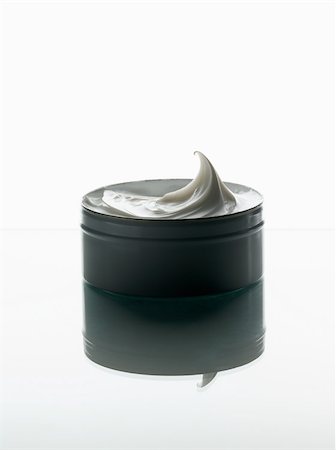 Topf mit kosmetischen Creme Stockbilder - Premium RF Lizenzfrei, Bildnummer: 614-02611933
